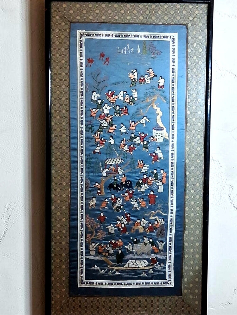 Vintage Antique Chinese Silk Embroidered "100 Children" 100 Boys" Framed
